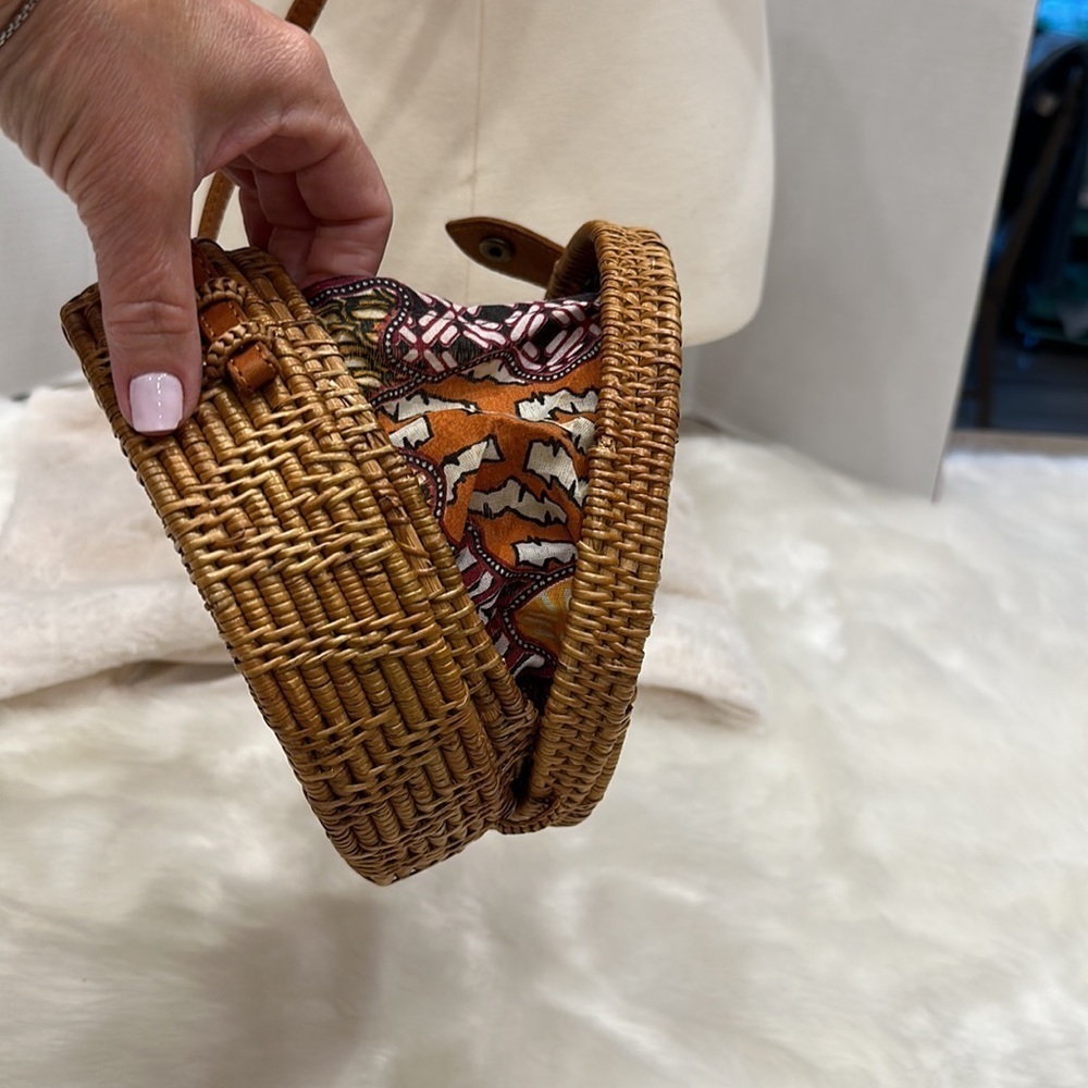 EUC Amerii Handwoven Rattan Bag - Picture 8 of 14